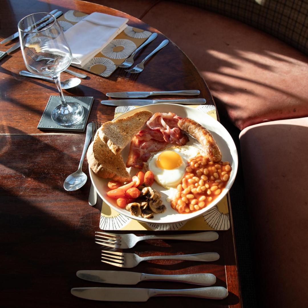 The Pheasant Public House & Hotel Gestingthorpe エクステリア 写真